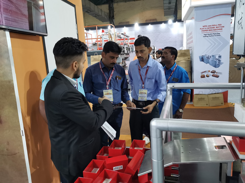 同行交流 同行交流